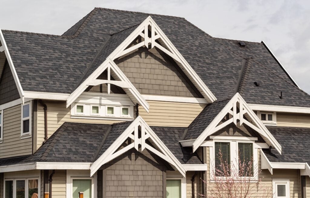 how to get insurance to pay for roof replacement